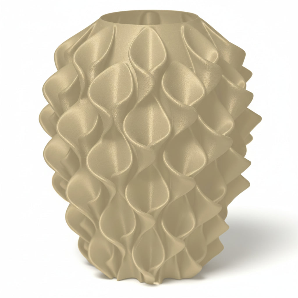 Seravasa 3D-geprinte vaas in woestijnbruin op witte achtergrond
